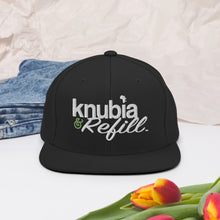 Load image into Gallery viewer, Knubia &amp; Refill - Snapback Hat
